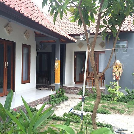 Linggy Homestay Нуса Лембонган Екстериор снимка